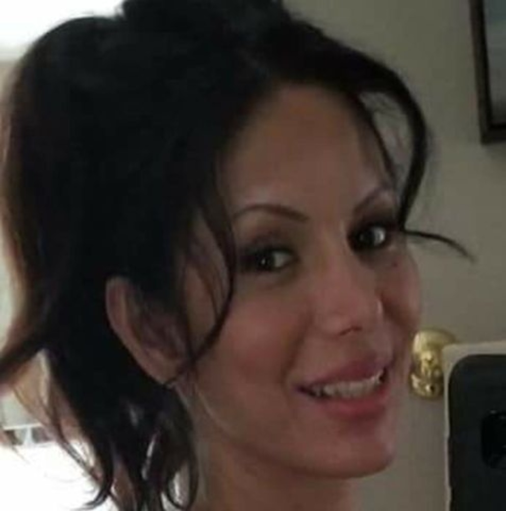 Meet your Posher, Marisol